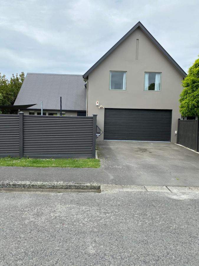 Home By Hagley Park Christchurch Exterior foto
